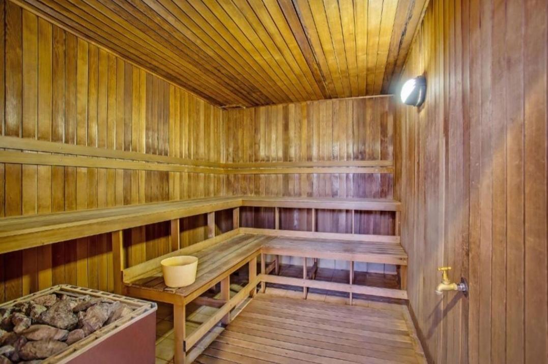 Mantra Legends Hotel Голд-Кост Экстерьер фото