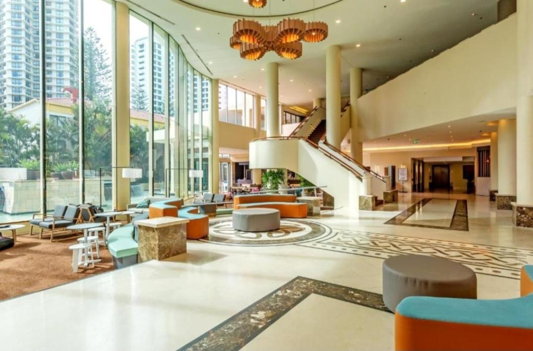 Mantra Legends Hotel Голд-Кост Экстерьер фото